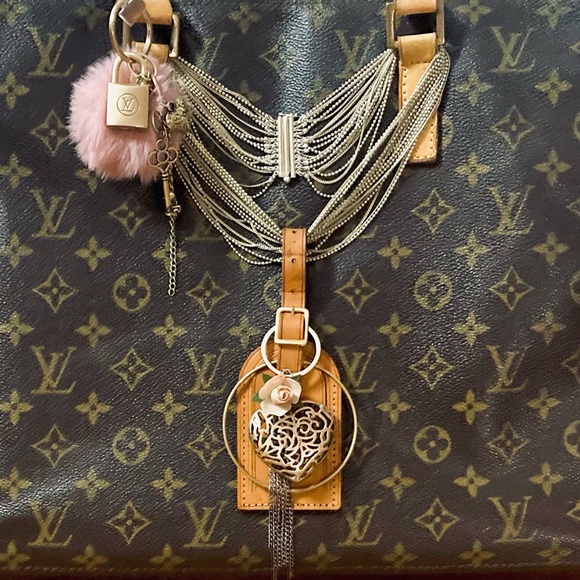Louis Vuitton Accessories - Louis Vuitton Tag and Lock (226) “A Thousand Years”